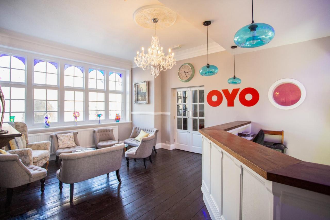 Oyo Timothy'S Otel Tenby Dış mekan fotoğraf